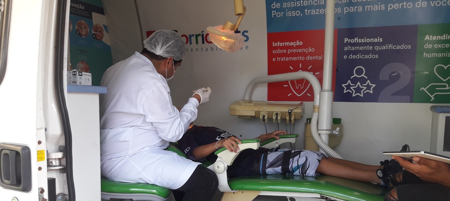 Fundação Abrinq e Instituto Sorridents garantem sorrisos para mais de 500 crianças e adolescentes 